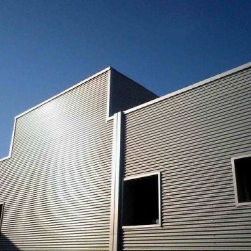 Revestiment façana metàl·lica